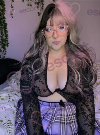 Zabaw się z krągłą Kitty - escort 