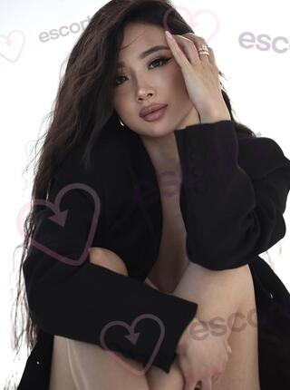 Sabrina Azjatka - escort Cracow