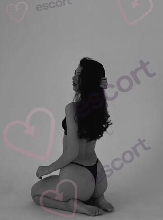 Julia - escort Rzeszow