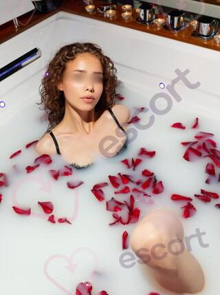 LOLITA 18 LAT - escort Warsaw
