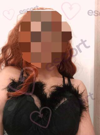 Monia - escort 