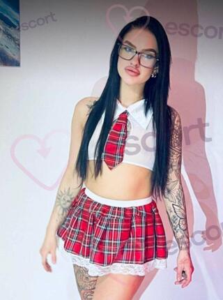 Niegrzeczna sucz - escort 