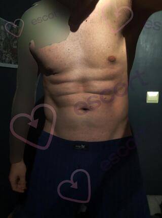 James MASAŻE - escort Zielona Góra