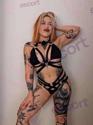 Divine Eve - escort 
