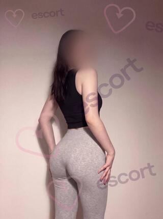 Zabawa w akademiku - escort 