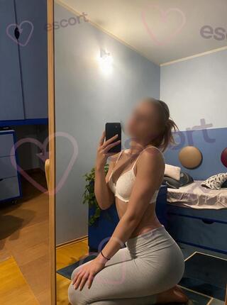 Nati - escort 