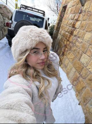 Abril Williams - escort Katowice