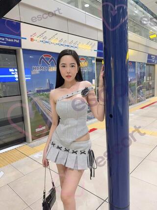Ly ly , Korea seks, full service - escort Warsaw