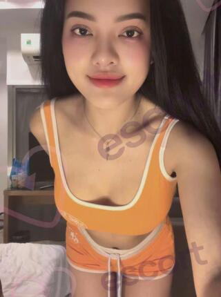 Huyentran - escort Cracovia