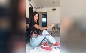 NEW Latina